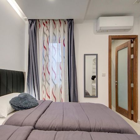 St Julians Apartment Saint Julian's Eksteriør bilde